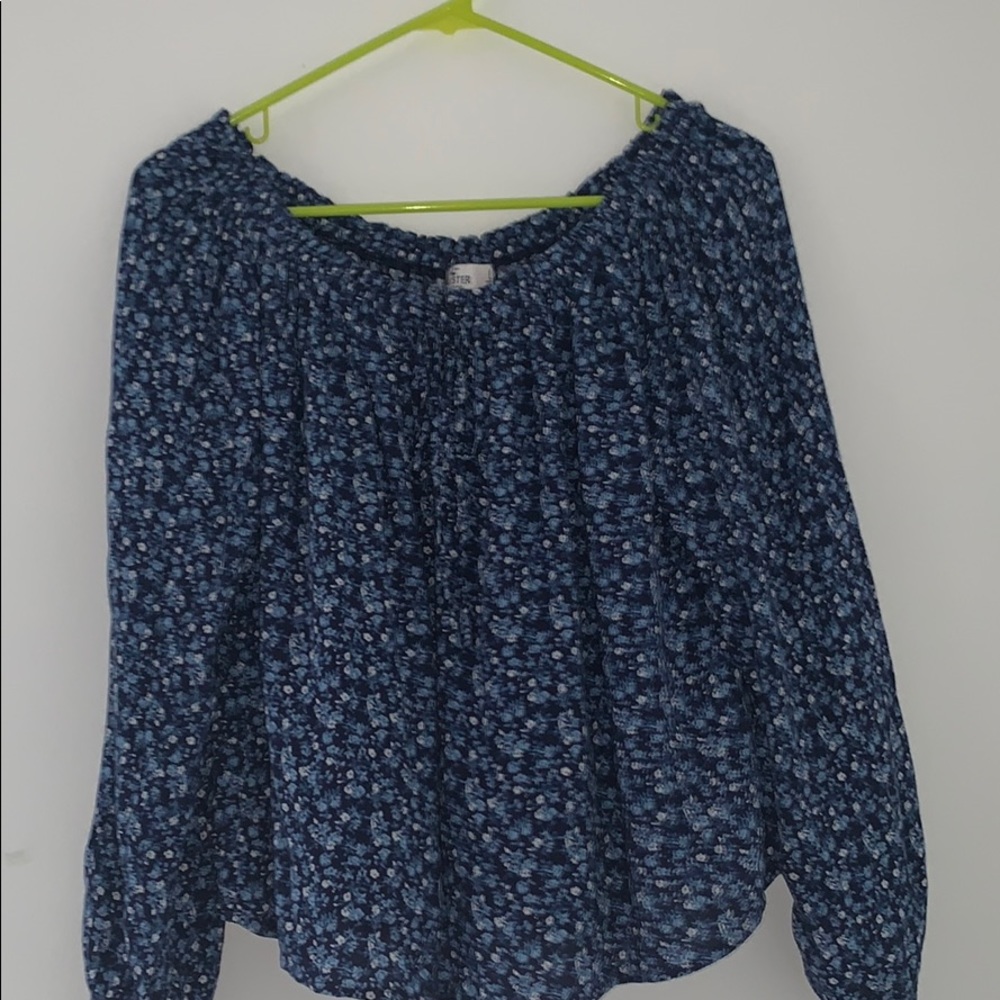Off the shoulder floral long sleeve